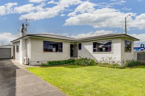 Photo of property in 15 Trinity Crescent, Pirimai, Napier, 4112