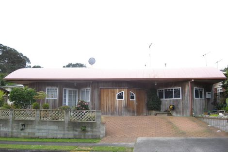 Photo of property in 8a Spencer Place, Merrilands, New Plymouth, 4312