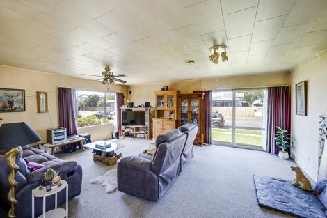 Photo of property in 20-22 Freyberg Avenue, Tamatea, Napier, 4112