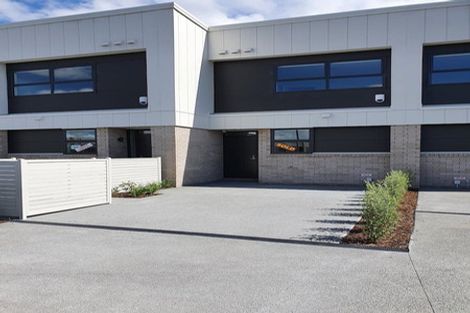 Photo of property in 39 Periko Way, Takanini, 2112