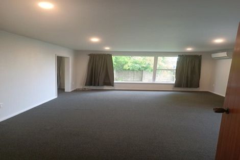 Photo of property in 364 Yaldhurst Road, Russley, Christchurch, 8042