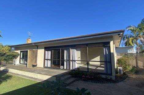 Photo of property in 21 Totara Street, Taradale, Napier, 4112