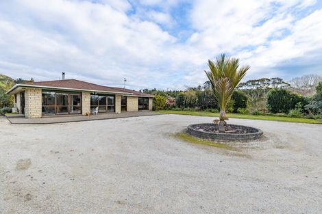 Photo of property in 939 Mokau Road, Mimi, Urenui, 4377