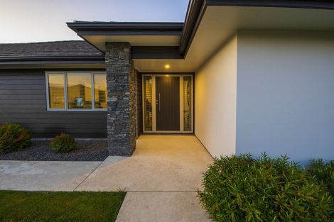 Photo of property in 2 Kilsby Place, Levin, 5510