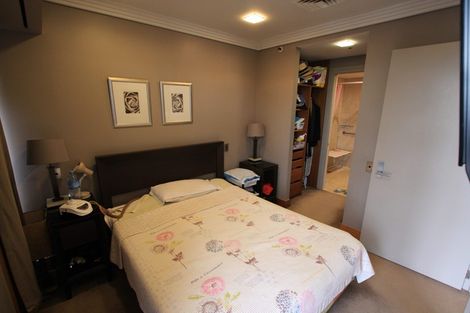 Photo of property in The Metropolis Apartments, 2715/1 Courthouse Lane, Auckland Central, Auckland, 1010