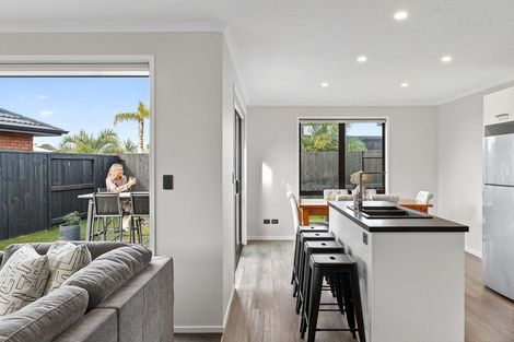 Photo of property in 18 Centaine Way, Papamoa Beach, Papamoa, 3118