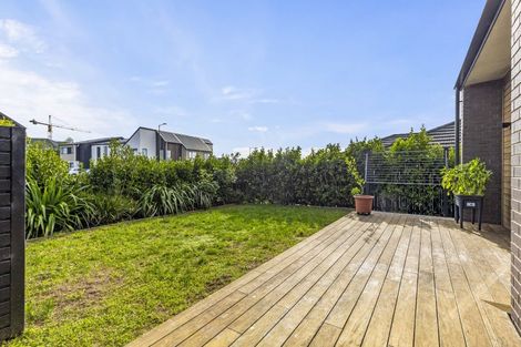 Photo of property in 7/46 Jane Maree Road, Kumeu, 0810