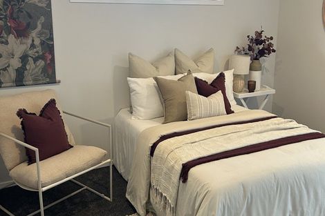 Photo of property in 4 Georgina Beyer Way, Carterton, 5713