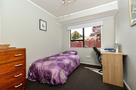 Photo of property in 44 Cromwell Drive, Fitzroy, Hamilton, 3206