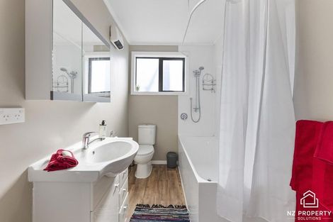 Photo of property in 23 Oxford Street, South Dunedin, Dunedin, 9012