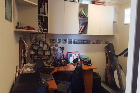 Photo of property in 10 Kilsyth Street, Karori, Wellington, 6012