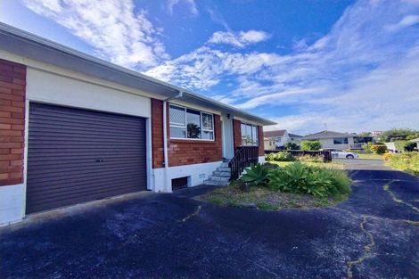 Photo of property in 1/14 Benygloe Place, Highland Park, Auckland, 2010