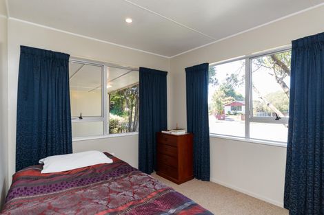 Photo of property in 3 Adams Place, Kelvin Grove, Palmerston North, 4414