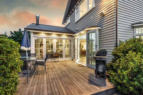 Photo of property in 58 Jeffreys Road, Fendalton, Christchurch, 8052