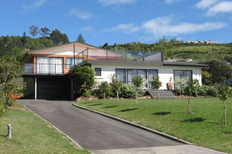 Photo of property in 8 Isobel Street, Acacia Bay, Taupo, 3330