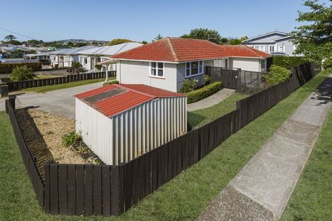 Photo of property in 36 Dublin Street, Pukekohe, 2120