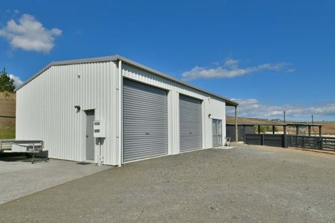 Photo of property in 641 Peak Road, Helensville, 0875