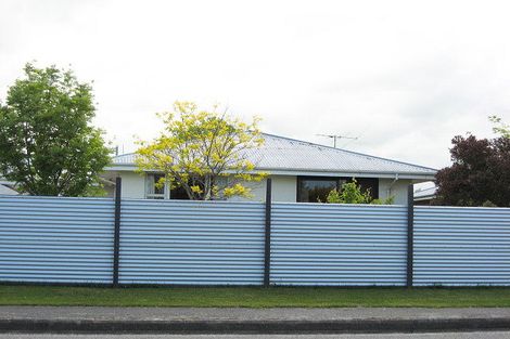 Photo of property in 9 Ashgrove Street, Rangiora, 7400