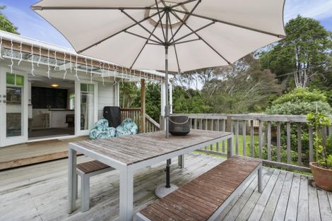 Photo of property in 36 Candia Road, Swanson, Auckland, 0614