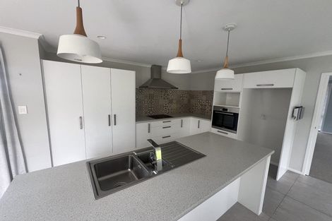 Photo of property in 30 Applin Lane, Pyes Pa, Tauranga, 3112