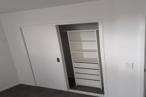 Photo of property in 3/7 Flanshaw Road, Te Atatu South, Auckland, 0610