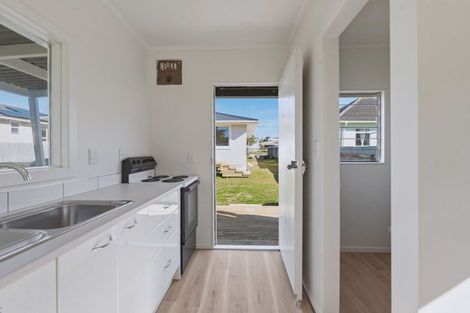 Photo of property in 11 Park Road, Western Heights, Rotorua, 3015