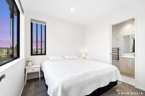 Photo of property in 90 Joshua Carder Drive, Hobsonville, Auckland, 0616