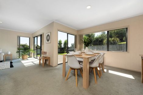 Photo of property in 53 Discovery Avenue, Welcome Bay, Tauranga, 3112