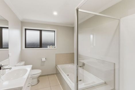 Photo of property in 40 Parklea Avenue, Halswell, Christchurch, 8025