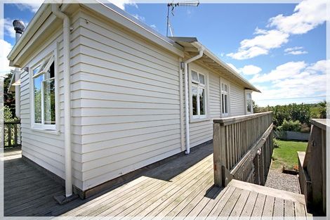 Photo of property in 42 Nuku Street, Tangimoana, 4822