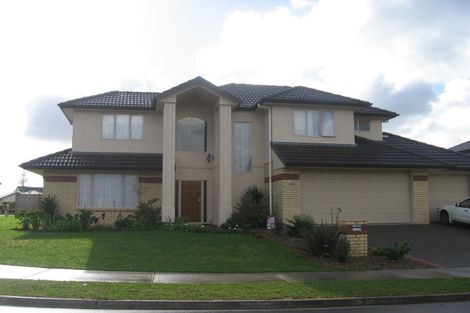Photo of property in 16 Walter Haddrell Crescent, Flat Bush, Auckland, 2016