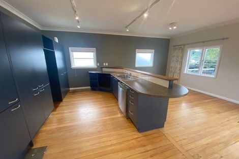 Photo of property in 17 Rimu Road, Raumati Beach, Paraparaumu, 5032