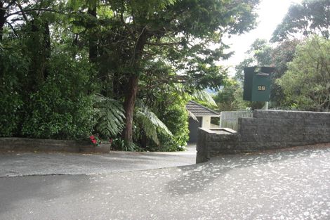Photo of property in 28 Versailles Street, Karori, Wellington, 6012