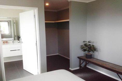 Photo of property in 50 Magnolia Drive, Westown, New Plymouth, 4310