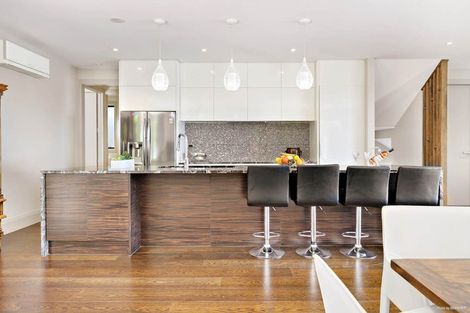 Photo of property in 126b Paritai Drive, Orakei, Auckland, 1071