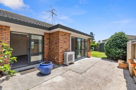 Photo of property in 24 Evansbel Place, Papamoa Beach, Papamoa, 3118