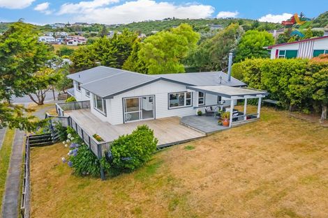 Photo of property in 19 Timaru Grove, Kelson, Lower Hutt, 5010