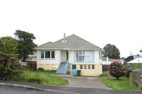 Photo of property in 34 Ropiha Street, Fitzroy, New Plymouth, 4312