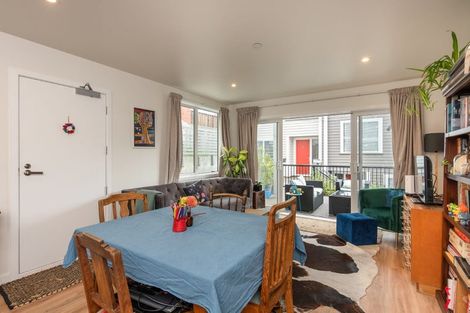 Photo of property in 6/239 Adelaide Road, Newtown, Wellington, 6021