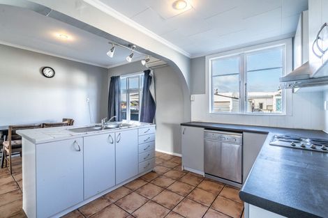 Photo of property in 8 Clifton Street, Windsor, Invercargill, 9810