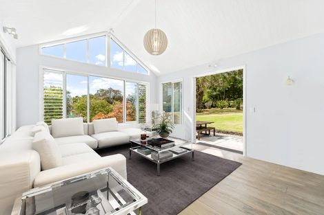 Photo of property in 215 Kaipara Flats Road, Warkworth, 0981