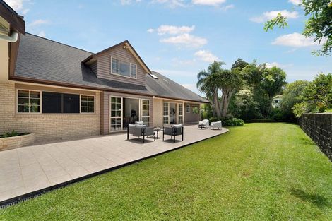 Photo of property in 3 Napuka Road, Henderson Valley, Auckland, 0612