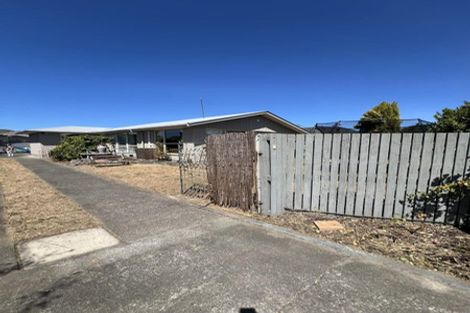 Photo of property in 102 Effingham Street, North New Brighton, Christchurch, 8083