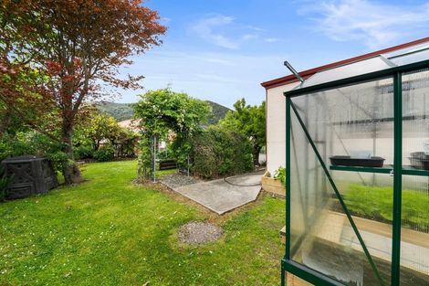 Photo of property in 27 Devon Street, Picton, 7220