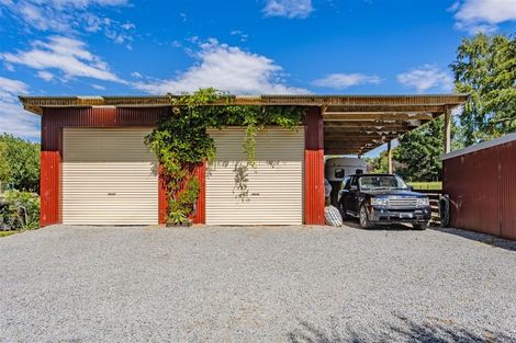 Photo of property in 102 Eders Road, Woodend, 7610