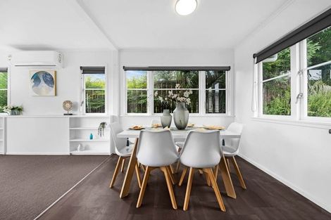 Photo of property in 53a Sylvan Crescent, Te Atatu South, Auckland, 0610