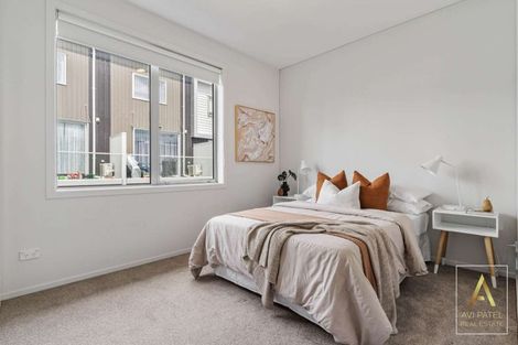 Photo of property in 10 Ceramic Lane, New Lynn, Auckland, 0600