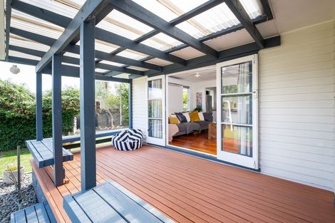 Photo of property in 27 Magdalen Crescent, Pirimai, Napier, 4112