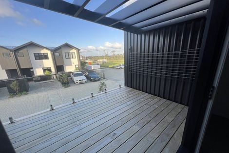 Photo of property in 12b Tikati Rise, Long Bay, Auckland, 0630