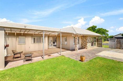 Photo of property in 10 Checkerberry Court, Henderson, Auckland, 0612